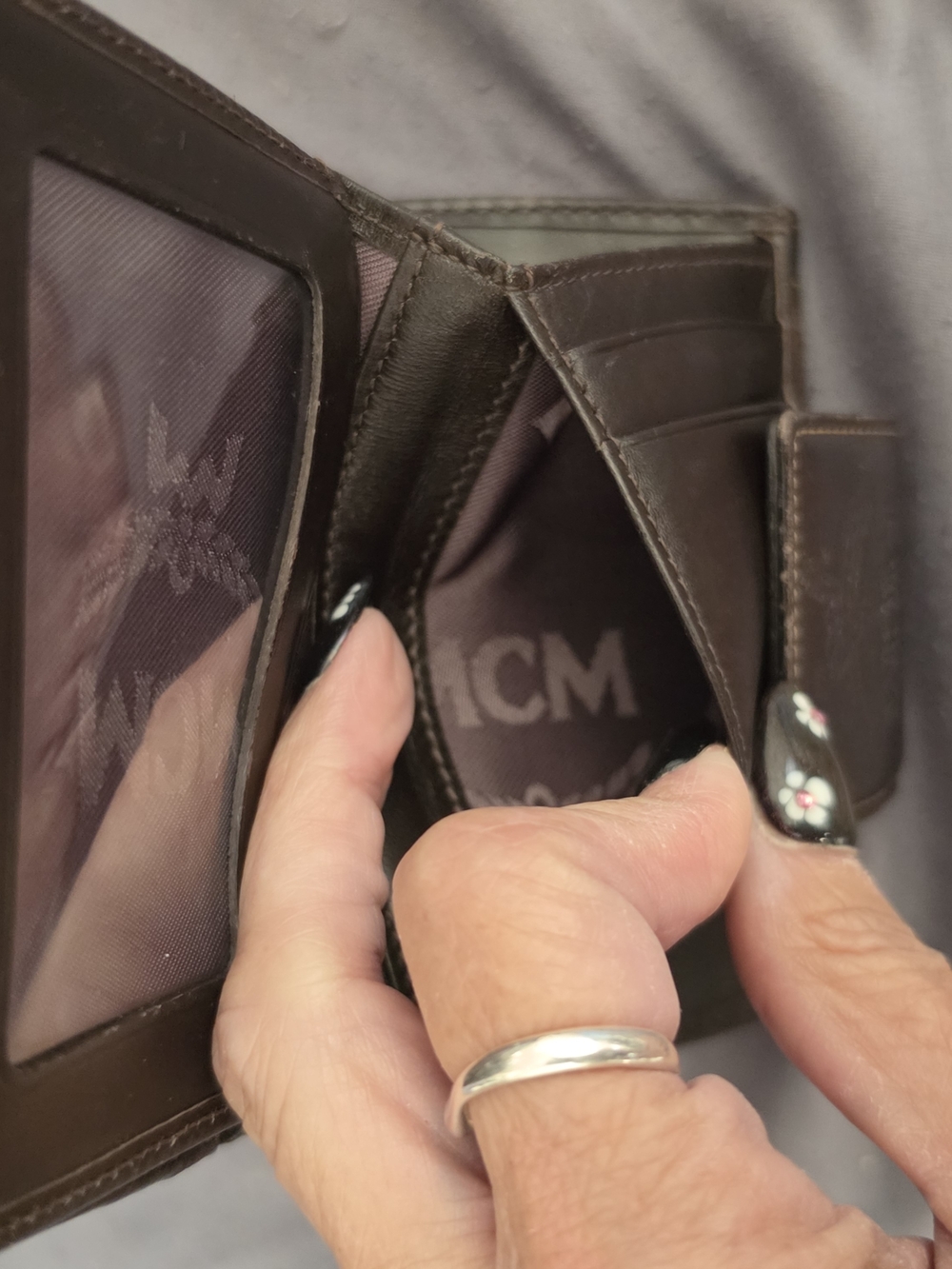 AUTHENTIC MCM Two-Tone Brown Monogram Compact Wallet with Gold Plate - Picture 8 of 11